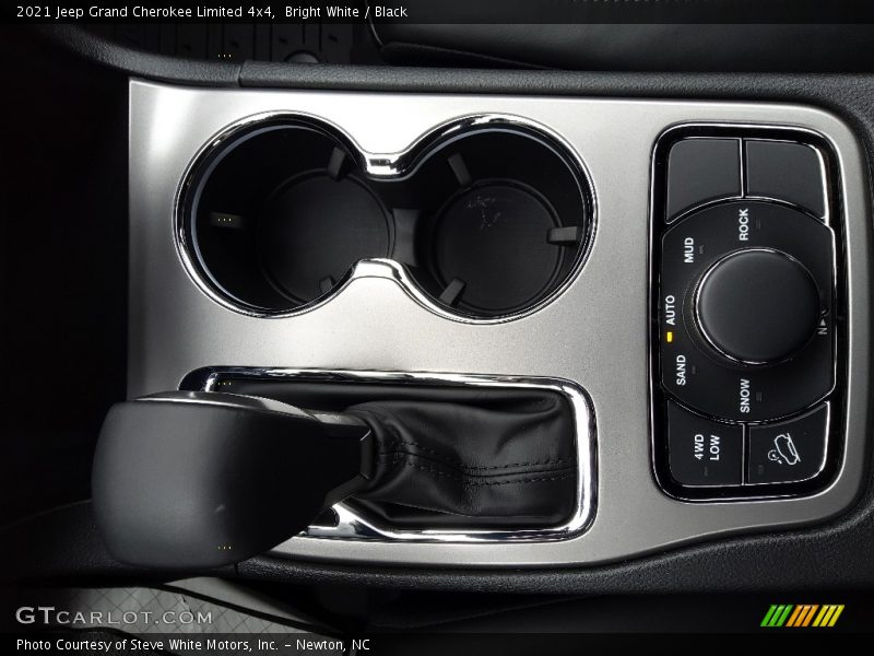 Bright White / Black 2021 Jeep Grand Cherokee Limited 4x4