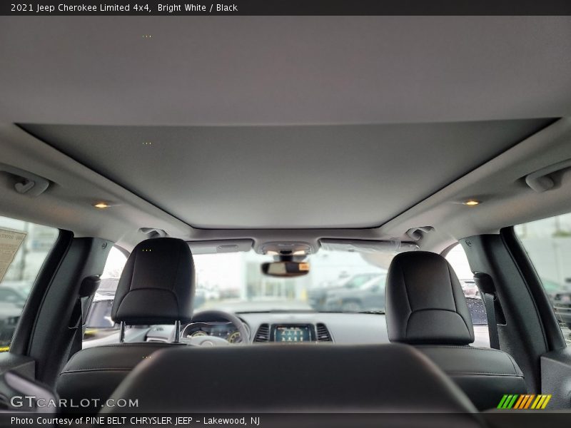 Bright White / Black 2021 Jeep Cherokee Limited 4x4