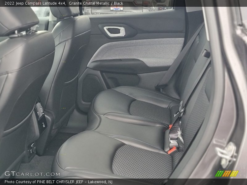 Granite Crystal Metallic / Black 2022 Jeep Compass Latitude 4x4
