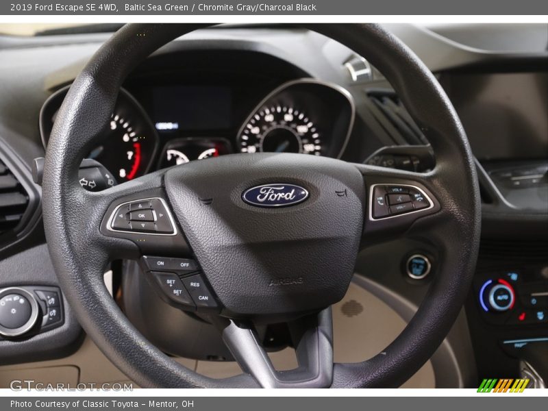 Baltic Sea Green / Chromite Gray/Charcoal Black 2019 Ford Escape SE 4WD