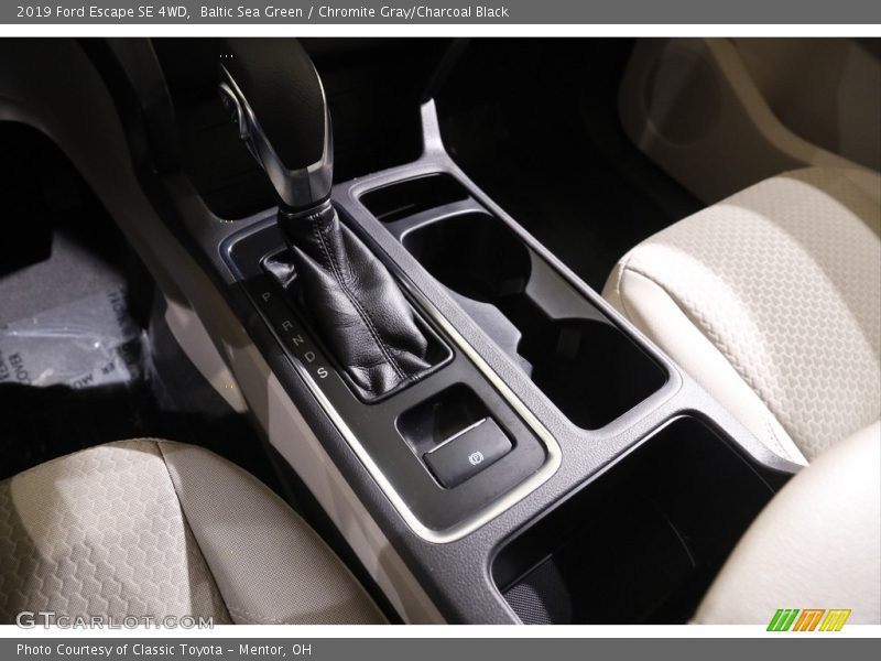 Baltic Sea Green / Chromite Gray/Charcoal Black 2019 Ford Escape SE 4WD