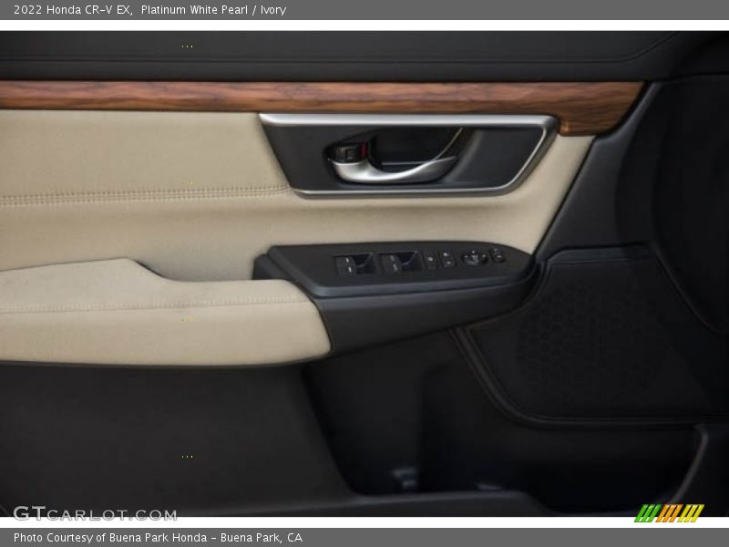 Platinum White Pearl / Ivory 2022 Honda CR-V EX