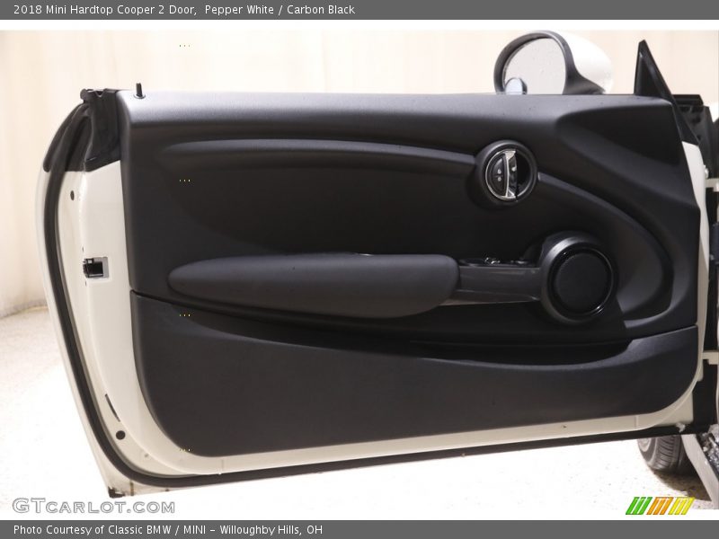 Pepper White / Carbon Black 2018 Mini Hardtop Cooper 2 Door