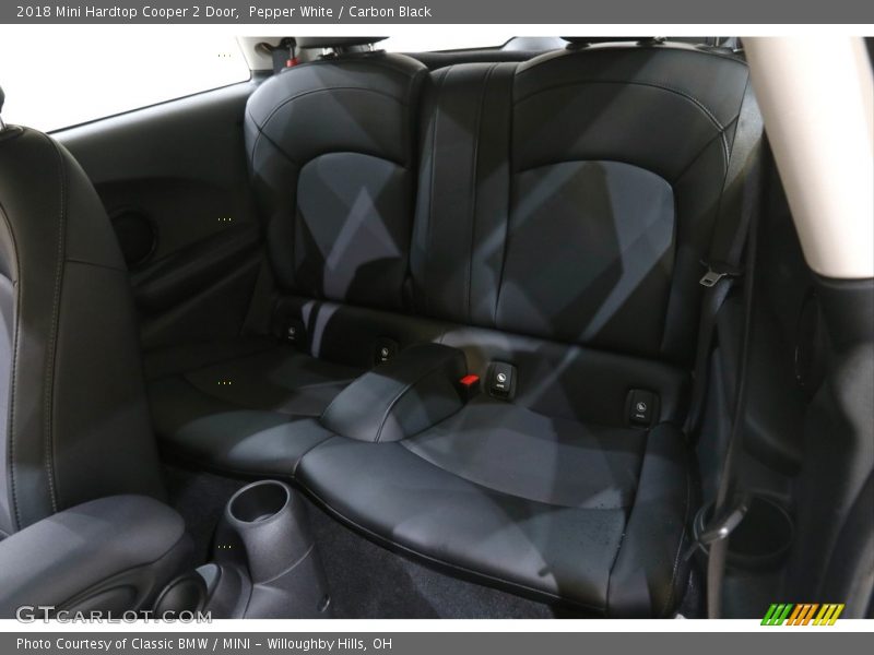 Pepper White / Carbon Black 2018 Mini Hardtop Cooper 2 Door