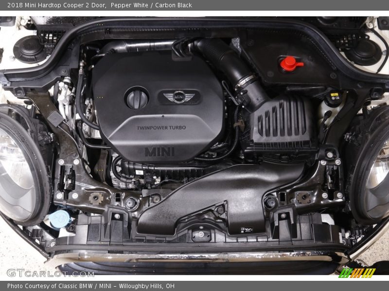 Pepper White / Carbon Black 2018 Mini Hardtop Cooper 2 Door