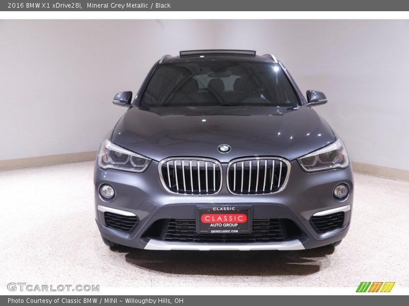 Mineral Grey Metallic / Black 2016 BMW X1 xDrive28i