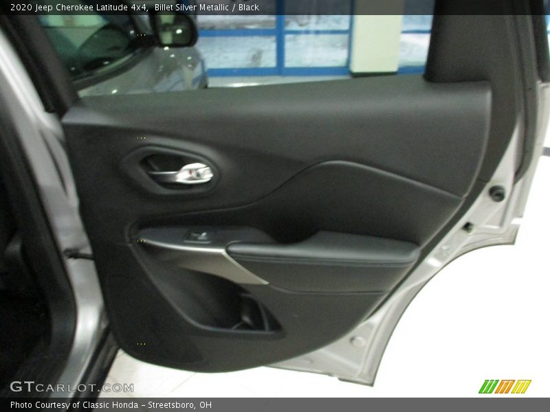 Billet Silver Metallic / Black 2020 Jeep Cherokee Latitude 4x4