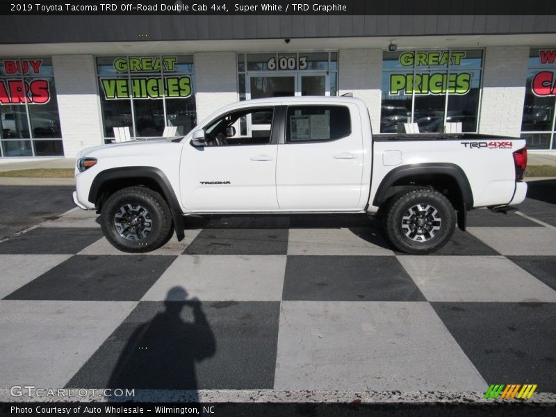 Super White / TRD Graphite 2019 Toyota Tacoma TRD Off-Road Double Cab 4x4