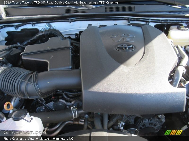Super White / TRD Graphite 2019 Toyota Tacoma TRD Off-Road Double Cab 4x4