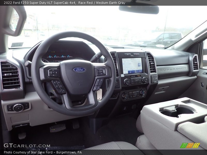  2022 F250 Super Duty XLT SuperCab 4x4 Medium Earth Gray Interior