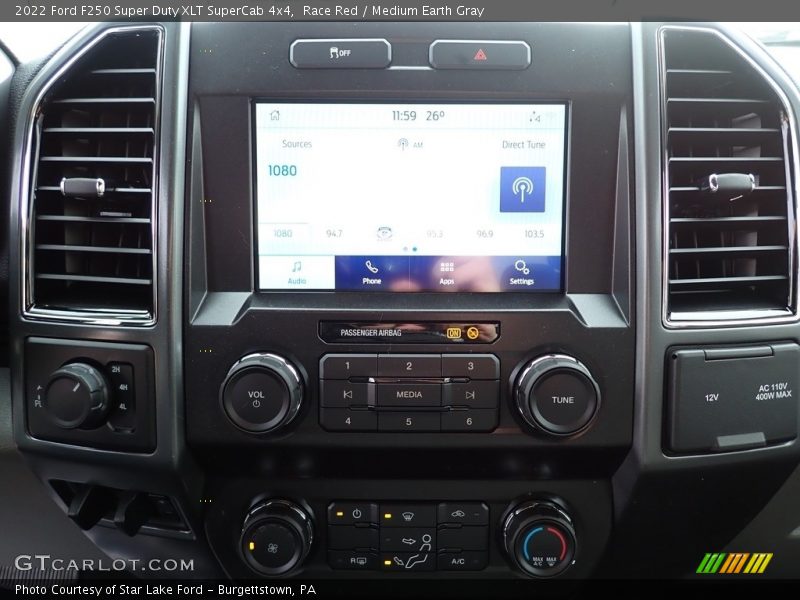 Controls of 2022 F250 Super Duty XLT SuperCab 4x4