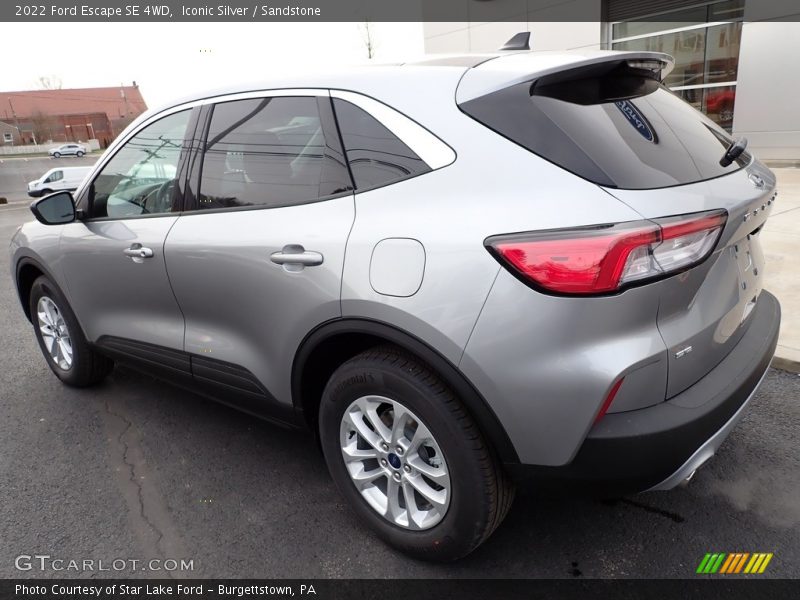 Iconic Silver / Sandstone 2022 Ford Escape SE 4WD