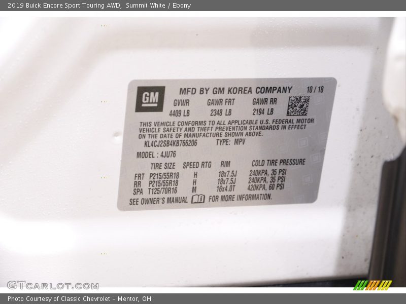 Summit White / Ebony 2019 Buick Encore Sport Touring AWD