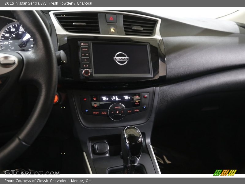 Fresh Powder / Charcoal 2019 Nissan Sentra SV