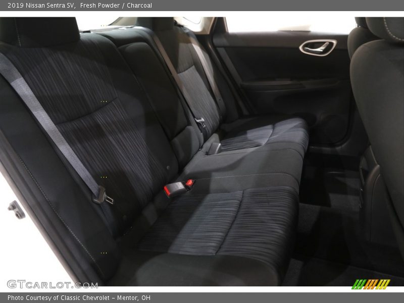Fresh Powder / Charcoal 2019 Nissan Sentra SV
