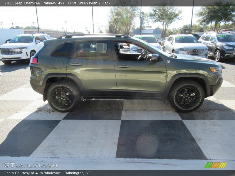 Olive Green Pearl / Black 2021 Jeep Cherokee Traihawk 4x4