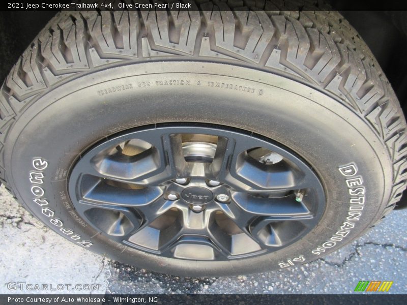 Olive Green Pearl / Black 2021 Jeep Cherokee Traihawk 4x4
