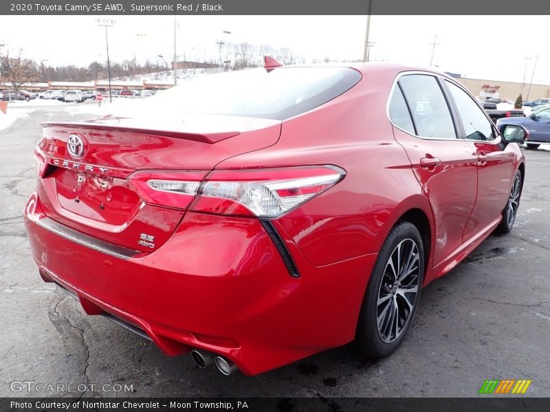 Supersonic Red / Black 2020 Toyota Camry SE AWD