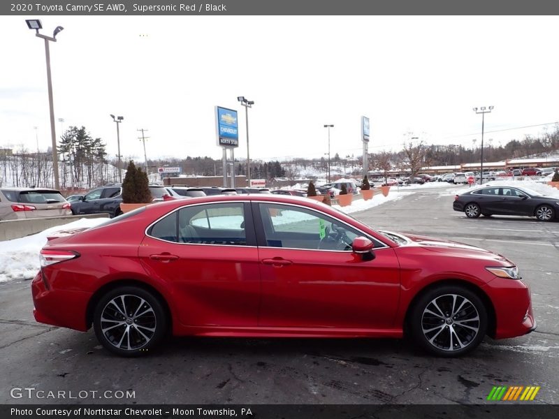 Supersonic Red / Black 2020 Toyota Camry SE AWD