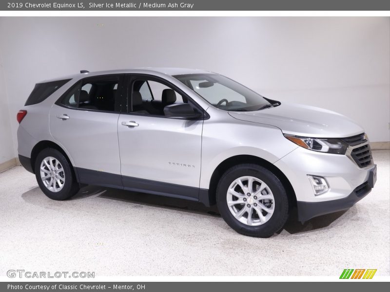 Silver Ice Metallic / Medium Ash Gray 2019 Chevrolet Equinox LS