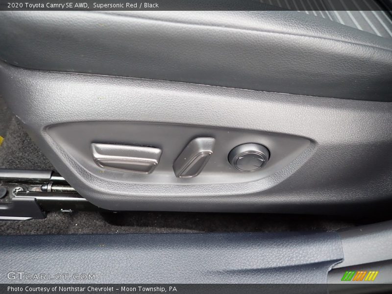 Supersonic Red / Black 2020 Toyota Camry SE AWD
