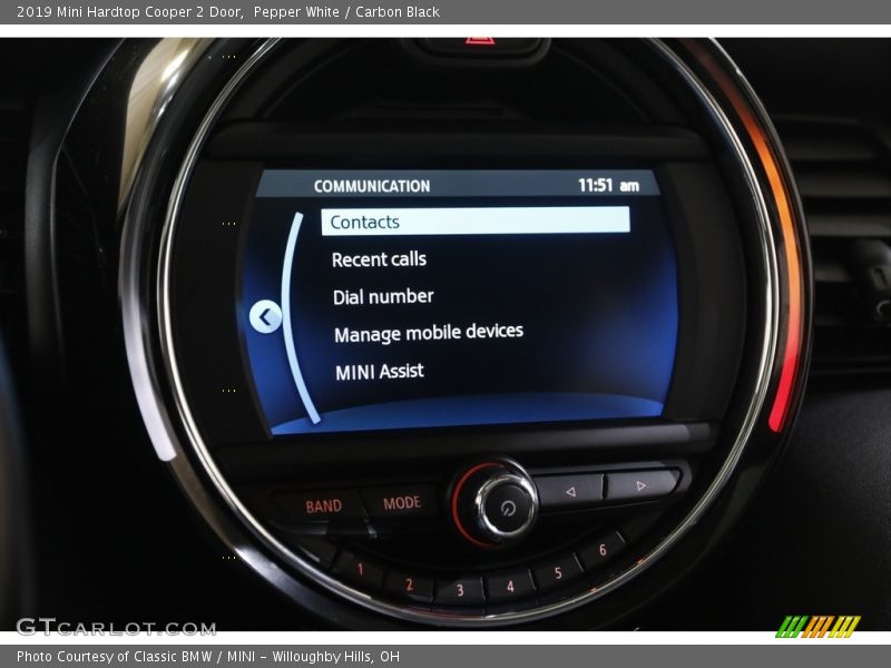 Pepper White / Carbon Black 2019 Mini Hardtop Cooper 2 Door