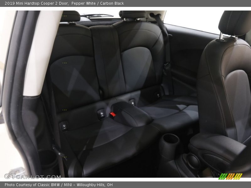 Pepper White / Carbon Black 2019 Mini Hardtop Cooper 2 Door