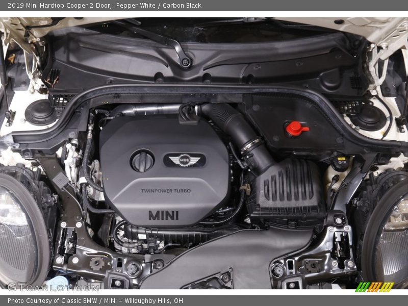 Pepper White / Carbon Black 2019 Mini Hardtop Cooper 2 Door