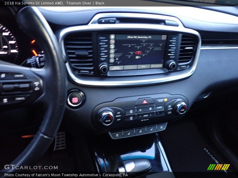 Titanium Silver / Black 2018 Kia Sorento SX Limited AWD
