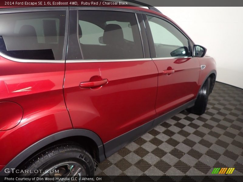 Ruby Red / Charcoal Black 2014 Ford Escape SE 1.6L EcoBoost 4WD