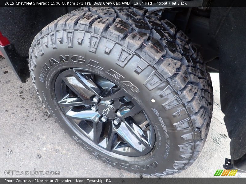 Cajun Red Tintcoat / Jet Black 2019 Chevrolet Silverado 1500 Custom Z71 Trail Boss Crew Cab 4WD