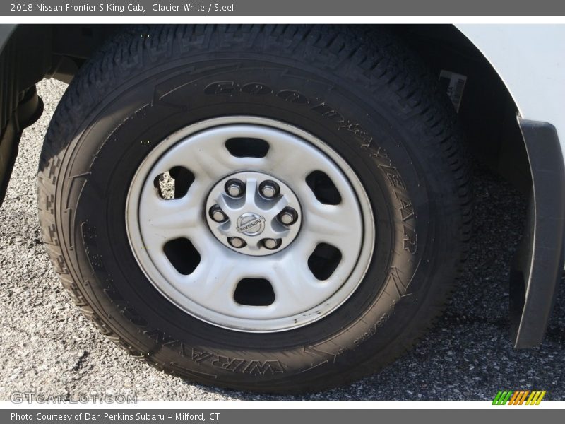 Glacier White / Steel 2018 Nissan Frontier S King Cab