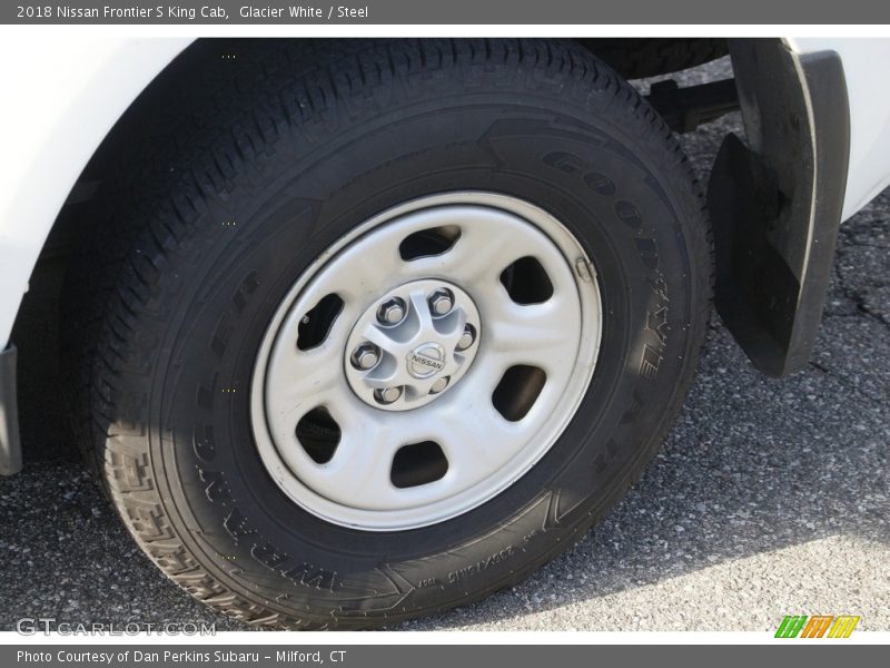 Glacier White / Steel 2018 Nissan Frontier S King Cab