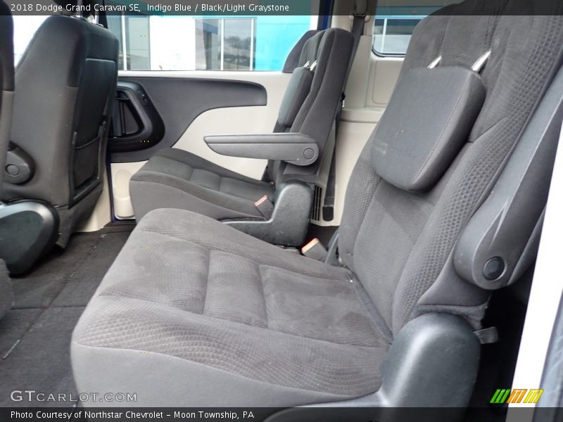 Indigo Blue / Black/Light Graystone 2018 Dodge Grand Caravan SE
