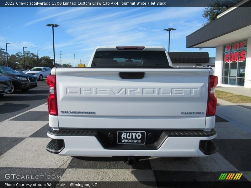 Summit White / Jet Black 2022 Chevrolet Silverado 1500 Limited Custom Crew Cab 4x4