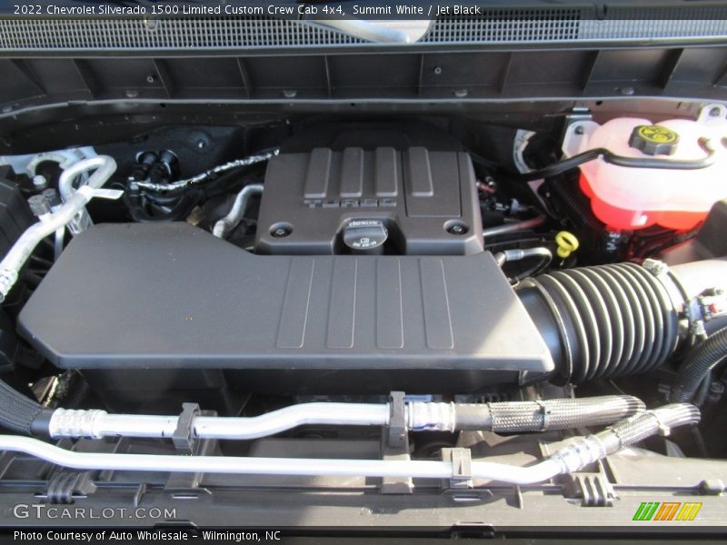 Summit White / Jet Black 2022 Chevrolet Silverado 1500 Limited Custom Crew Cab 4x4