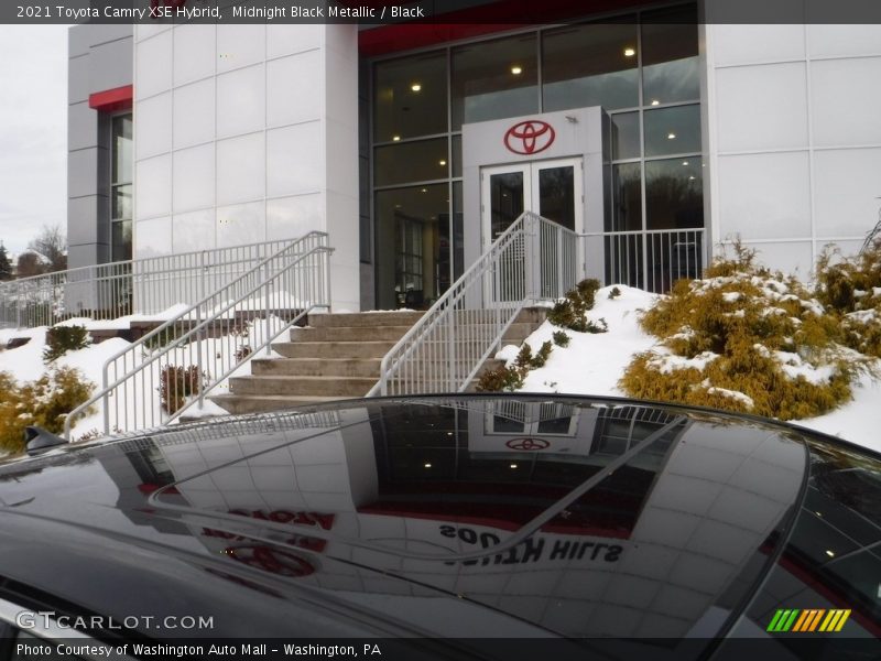 Midnight Black Metallic / Black 2021 Toyota Camry XSE Hybrid