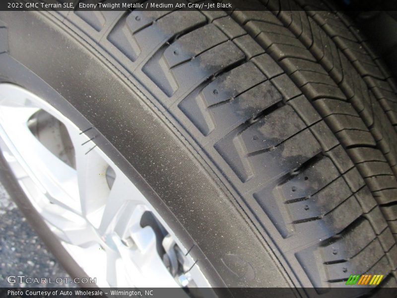Ebony Twilight Metallic / Medium Ash Gray/­Jet Black 2022 GMC Terrain SLE