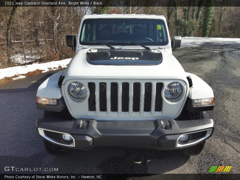 Bright White / Black 2021 Jeep Gladiator Overland 4x4