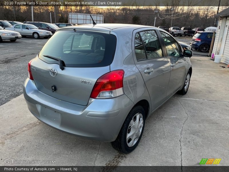 Meteorite Metallic / Dark Charcoal 2010 Toyota Yaris 5 Door Liftback
