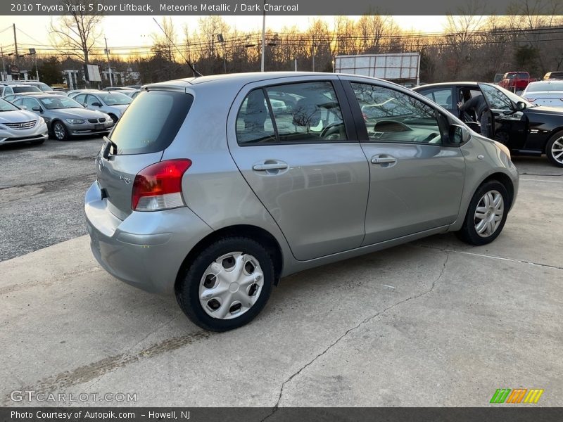 Meteorite Metallic / Dark Charcoal 2010 Toyota Yaris 5 Door Liftback