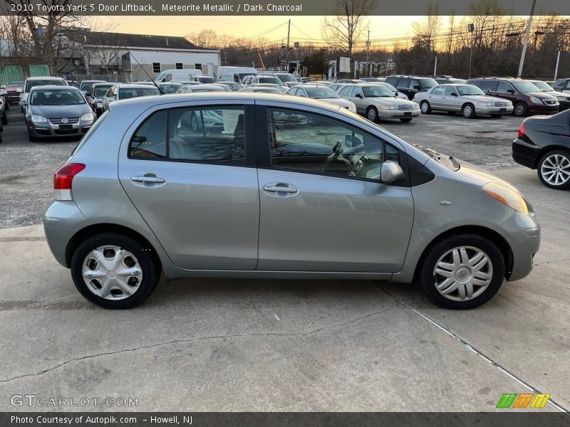 Meteorite Metallic / Dark Charcoal 2010 Toyota Yaris 5 Door Liftback