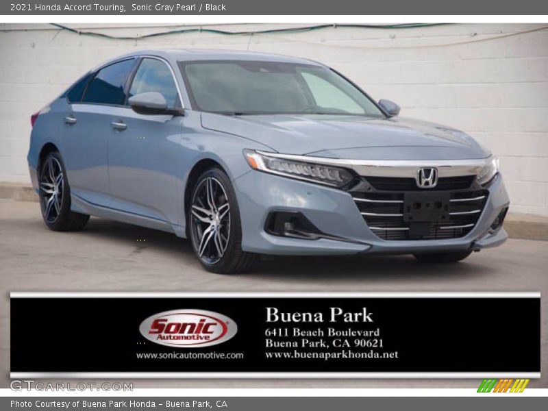 Sonic Gray Pearl / Black 2021 Honda Accord Touring