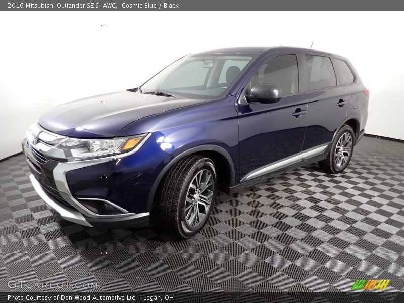  2016 Outlander SE S-AWC Cosmic Blue