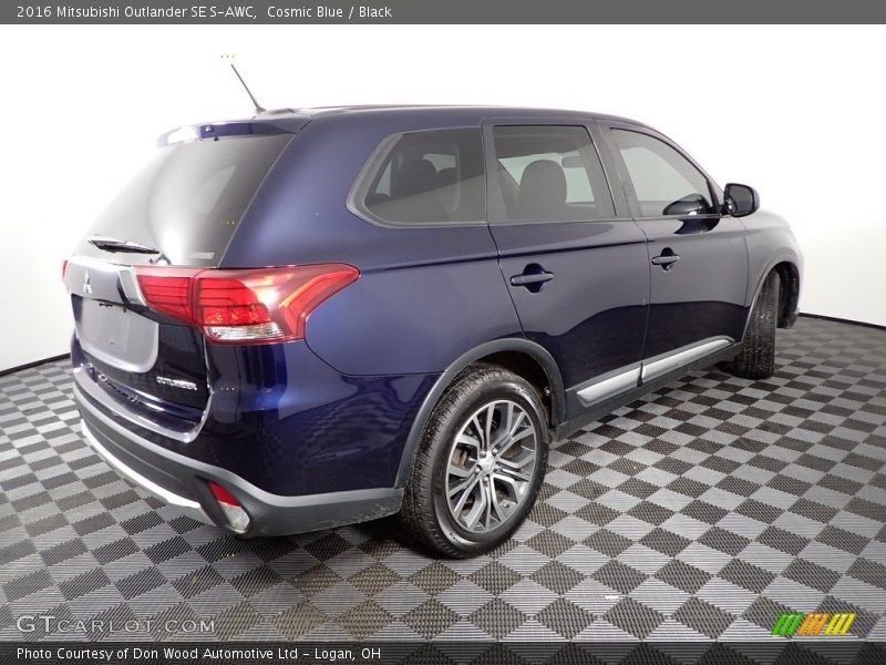 Cosmic Blue / Black 2016 Mitsubishi Outlander SE S-AWC