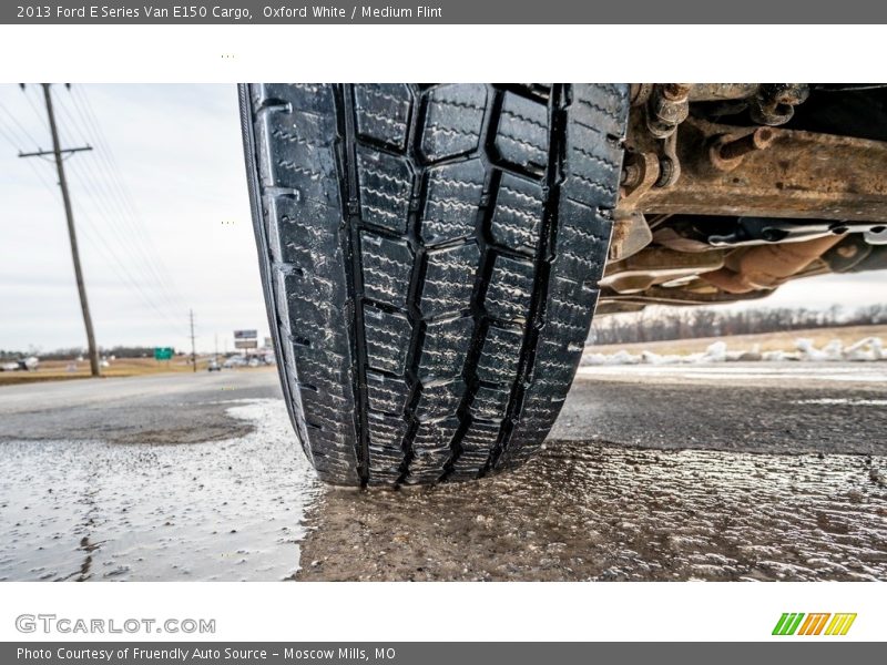 Oxford White / Medium Flint 2013 Ford E Series Van E150 Cargo