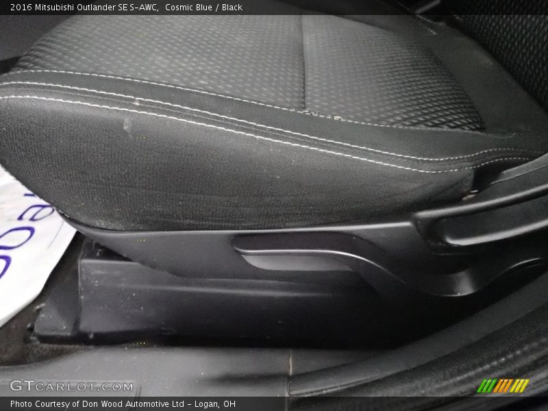 Cosmic Blue / Black 2016 Mitsubishi Outlander SE S-AWC