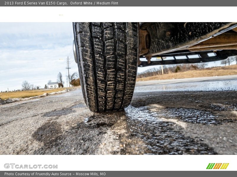 Oxford White / Medium Flint 2013 Ford E Series Van E150 Cargo