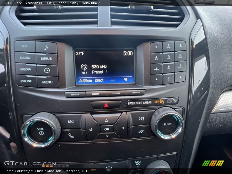 Ingot Silver / Ebony Black 2018 Ford Explorer XLT 4WD