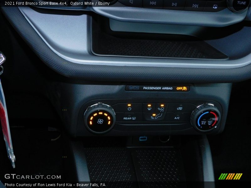 Oxford White / Ebony 2021 Ford Bronco Sport Base 4x4